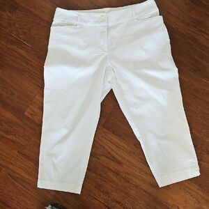 LOFT White Cropped Pants Julie Size 10P